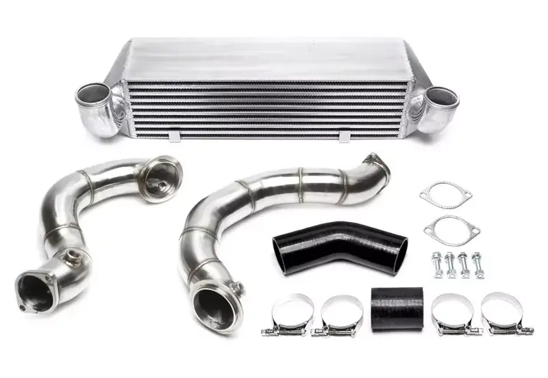 Markenprodukt TA Technix Upgrade Kit Ladeluftkühler + Downpipe passend für BMW 1er E82/E88 & 3er E90-E93 Motorcode N54B30A