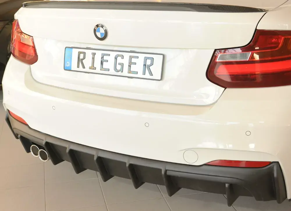 Rieger Heckeinsatz passend für BMW 2er F22 Coupé LCI (ab 07/2017) Preiswert