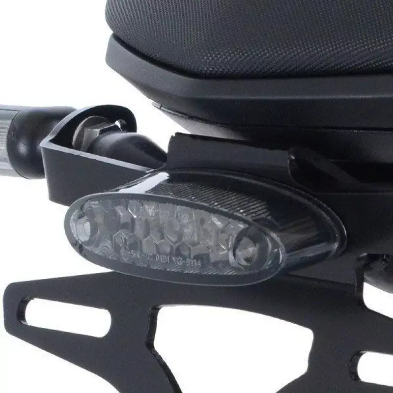 R&G Kennzeichenhalter mit getöntem LED Rücklicht Versand Am Gleichen Tag