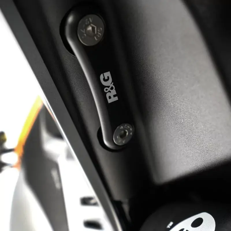 R&G hintere Fußrastenabdeckung passend für Moto Guzzi V100 Mandello / Stelvio Direktkauf