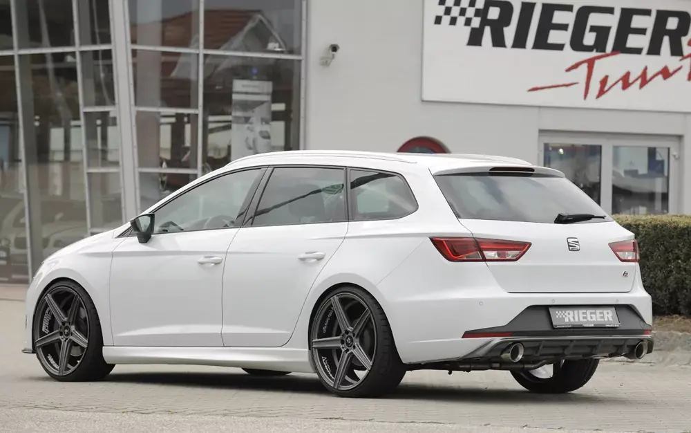 Abverkauf Rieger Seitenschweller rechts passend für Seat Leon (5F) 5-tür. (ST/Kombi) ab 10/2012