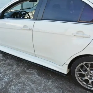 Abverkauf Seitenschweller Ansatz passend für Mitsubishi Lancer Evo X