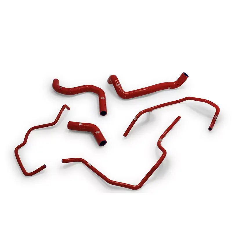 Sonderaktion SAMCO SPORT Siliconschlauch Kit rot passend für Triumph Street Triple 660 & 765 (Modelljahr 2017–2024)